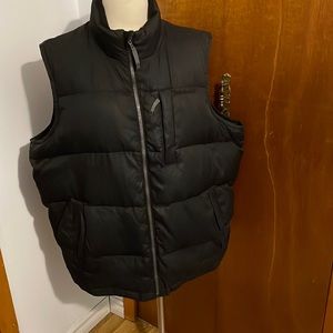 Used Timberland XXL Black puffer vest